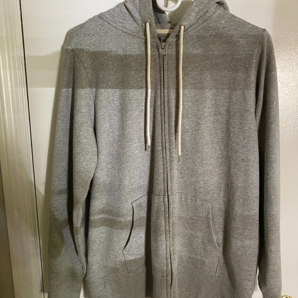 super adorable grey zip up from gap!